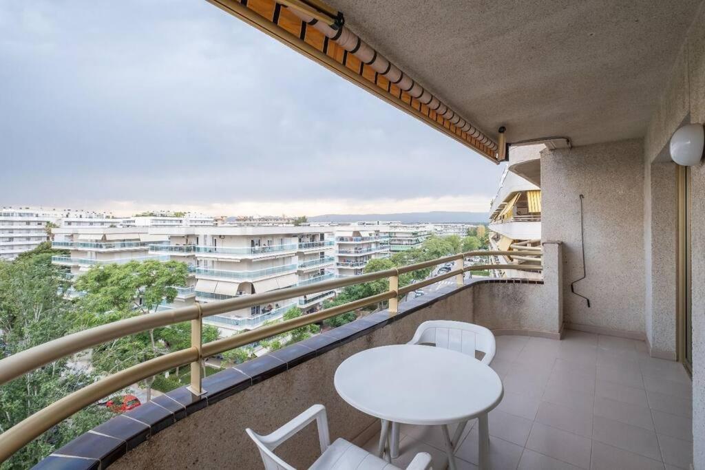 Apartamento En Salou Con 3 Piscinas Junto A Port Aventura Esterno foto